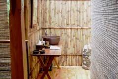 Forest Pavilion open air Bathroom